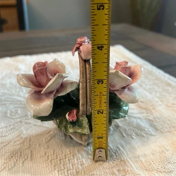 Vintage Capodimonte Italian Porcelain Flowers In Basket - Picture 11 of 12